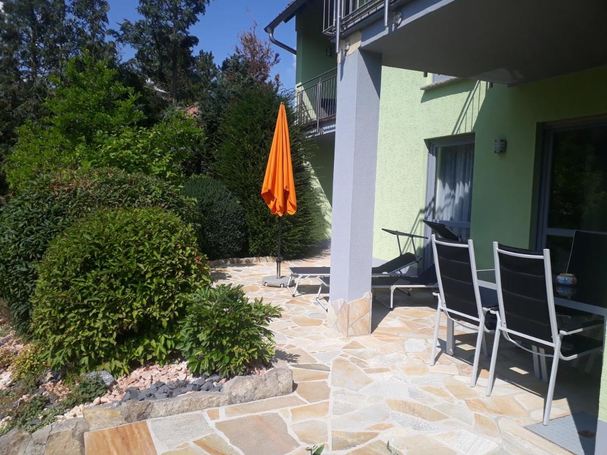 Ferienwohnung Pension Am Weinberg Mainstockheim Exteriör bild